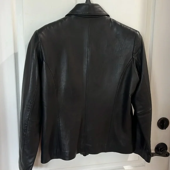Like new Preston & York soft, genuine, lamb skin, leather, zip up jacket, medium - Picture 5 of 6